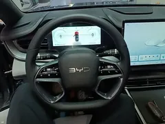 2023 BYD Seal PHEV 1.5L 121km Luxury — фото 11