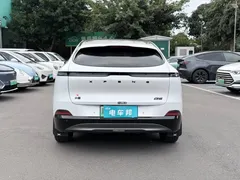 2023 Xpeng G6 580 Long Range Pro, белый — фото 7