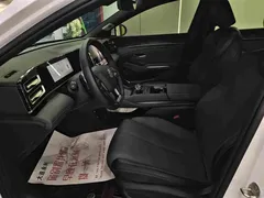 2025 BYD Qin L PHEV Smart Driving 120km, белый — фото 4