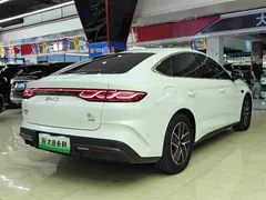 2025 BYD Qin L PHEV Smart Driving 120km, белый — фото 14
