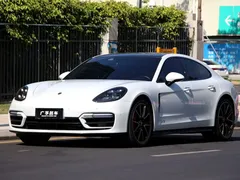 2023 Porsche Panamera GTS 4.0T, белый — фото 1