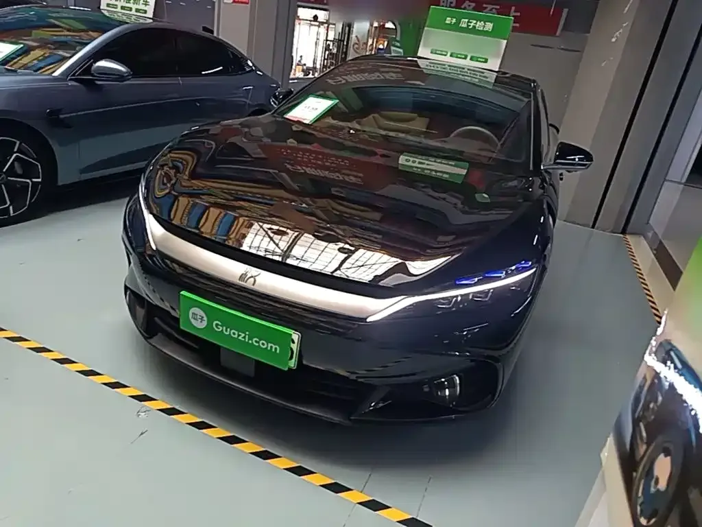 2025 BYD Han PHEV 125KM Premium