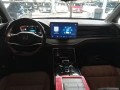 2021 BYD Tang DM-i PHEV 112km Premium — фото 10