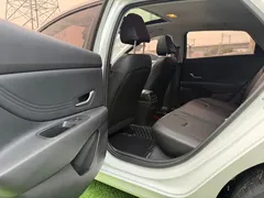 2022 Hyundai Elantra 1.5L CVT GLX Elite, белый — фото 9