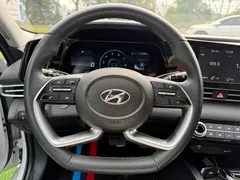 2022 Hyundai Elantra 1.5L CVT GLX Elite, белый — фото 14