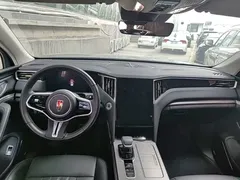 2024 Hongqi HS7 2.0T PHEV 4WD 7, чёрный — фото 14