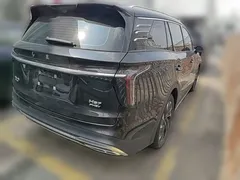 2024 Hongqi HS7 2.0T PHEV 4WD 6, чёрный — фото 10