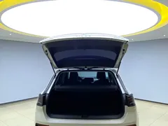 2023 Volkswagen T-Roc 280TSI DSG 2WD, белый — фото 6