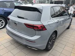 2021 Volkswagen Golf 280TSI DSG Pro — фото 4