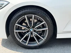 2021 BMW 3 Series 320Li M Sport Package, белый — фото 4