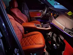 2022 BMW X5 40Li Premium M Sport Package, чёрный — фото 2