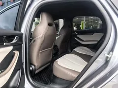2023 BYD Qin PLUS Champion DM-i PHEV 55KM Leading — фото 17