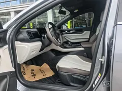 2023 BYD Qin PLUS Champion DM-i PHEV 55KM Leading — фото 19