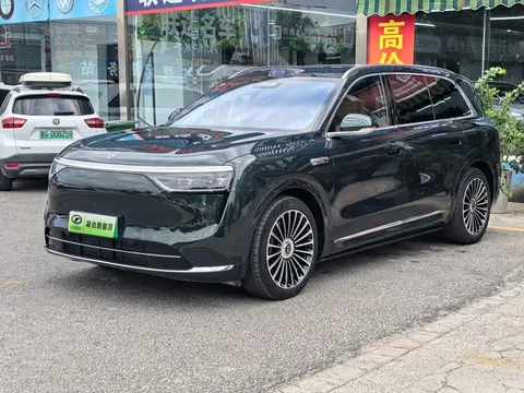 2025 Aito M8 EREV Ultra 53.4kWh 6-seat 192-line LiDAR