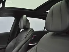 2023 Mercedes-Benz C-Class C 350 eL PHEV, белый — фото 31