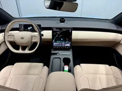 2024 Nio ET5 75kWh EV, синий — фото 10
