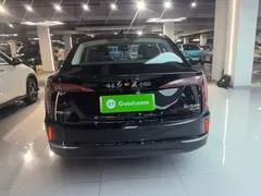 2024 Hongqi E-QM5 EV 610km Plus, чёрный — фото 6