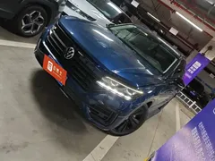 2021 Volkswagen Touareg 3.0TSI Black Sport Package, синий — фото 5