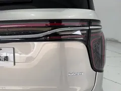 2023 Hongqi HQ9 2.0T — фото 10