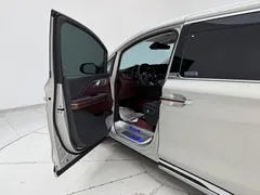 2023 Hongqi HQ9 2.0T — фото 23