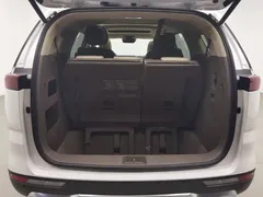 2021 Kia Carnival 2.0T Luxury Tech, белый — фото 16