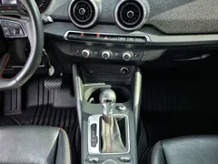 2022 Audi Q2L 35 TFSI Sport — фото 14