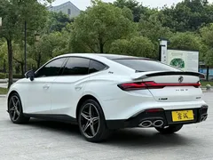 2025 MG MG7 2.0T Trophy+ Smart Driving, белый — фото 23