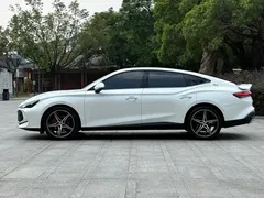 2025 MG MG7 2.0T Trophy+ Smart Driving, белый — фото 25