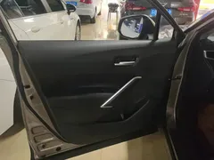 2022 Toyota Frontlander 2.0L CVT Elite — фото 7