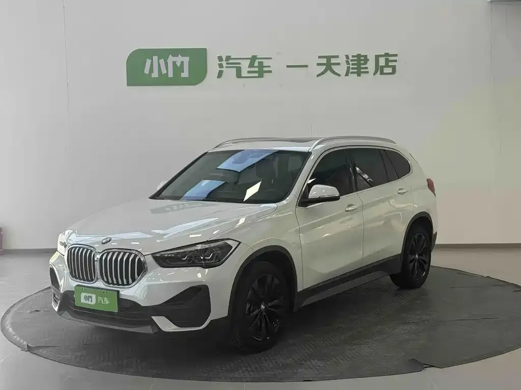2022 BMW X1