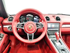 2022 Porsche 718 Boxster 2.0T — фото 10