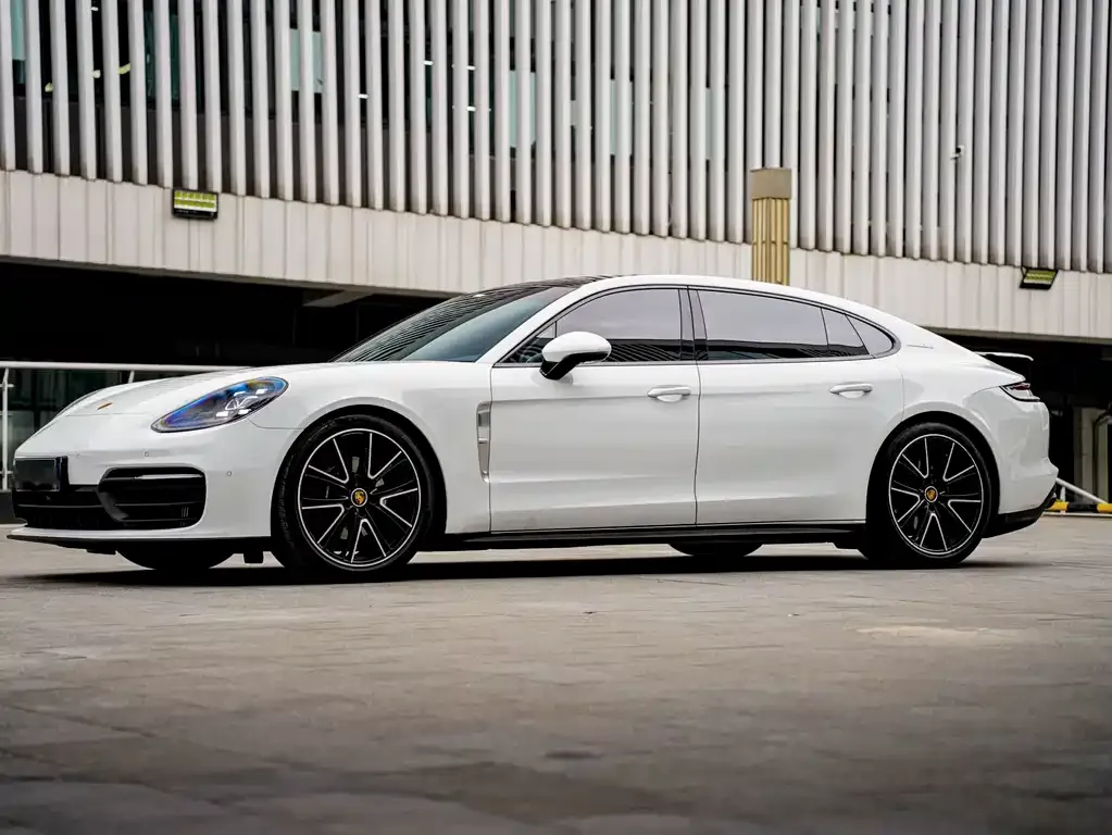 2022 Porsche Panamera 4 2.9T Long Wheelbase Platinum