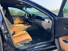 2021 Lexus LS 500h Excellence, синий — фото 14