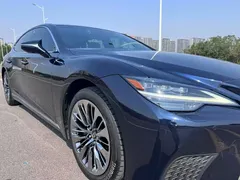 2021 Lexus LS 500h Excellence, синий — фото 15