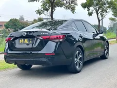2021 Nissan Sylphy 1.6L XL CVT, чёрный — фото 4
