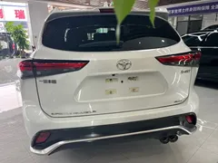 2022 Toyota Crown Kluger 2.0T 4WD, белый — фото 5