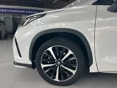 2022 Toyota Crown Kluger 2.0T 4WD, белый — фото 17