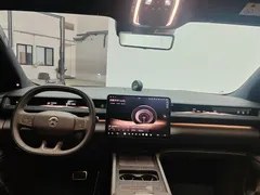 2026 Nio ES8 5-seat Executive Luxury, чёрный — фото 6