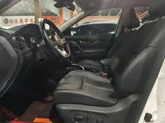2021 Nissan X-Trail 2.0L CVT 2WD XL ITS Comfort, белый — фото 6