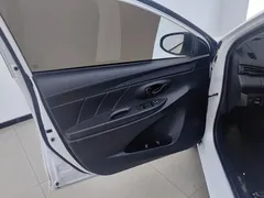 2021 Toyota Vios FS 1.5L CVT, белый — фото 7