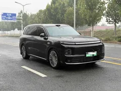 2026 Leapmotor D19 EREV 500 Premium 6-seat, чёрный — фото 2