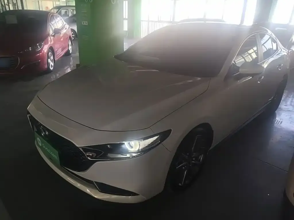 2021 Mazda 3 2.0L AT