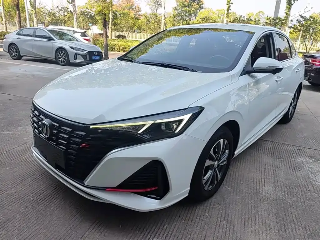 2023 Changan Eado PLUS 1.4T GDI DCT Premium