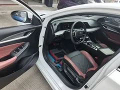 2023 Changan Eado PLUS 1.4T GDI DCT Premium, белый — фото 16