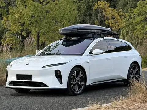 2024 Nio ET5T 75kWh Touring