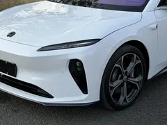 2024 Nio ET5T 75kWh Touring, белый — фото 25