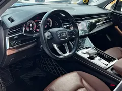 2021 Audi Q7 55 TFSI quattro S line Sport — фото 17