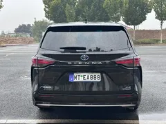 2021 Toyota Sienna 2.5L Hybrid Luxury, чёрный — фото 9