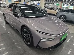 2024 Xpeng P7+ Long Range Max — фото 4