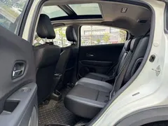 2020 Honda Vezel 1.5L CVT Pioneer, белый — фото 9
